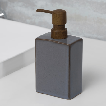 Accesorios de ba&ntilde;o