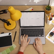 Desarrollo y servicios de TI